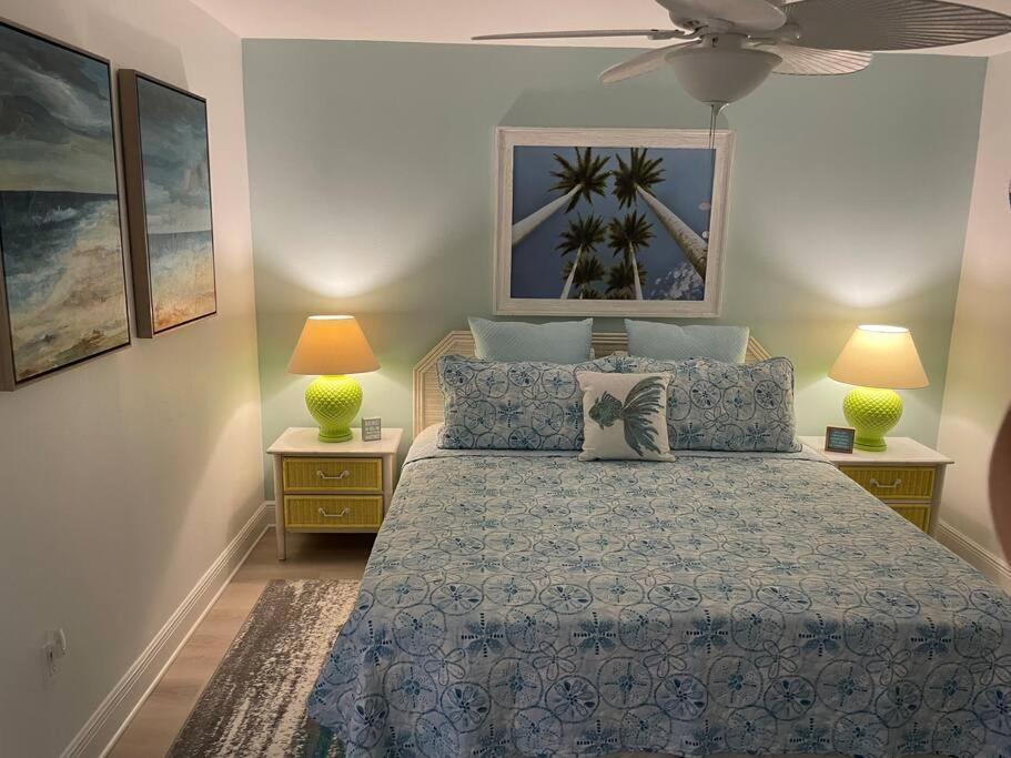 Beachfront Condo On Quiet Treasure Island- 1 Bed St. Pete Beach Exterior photo